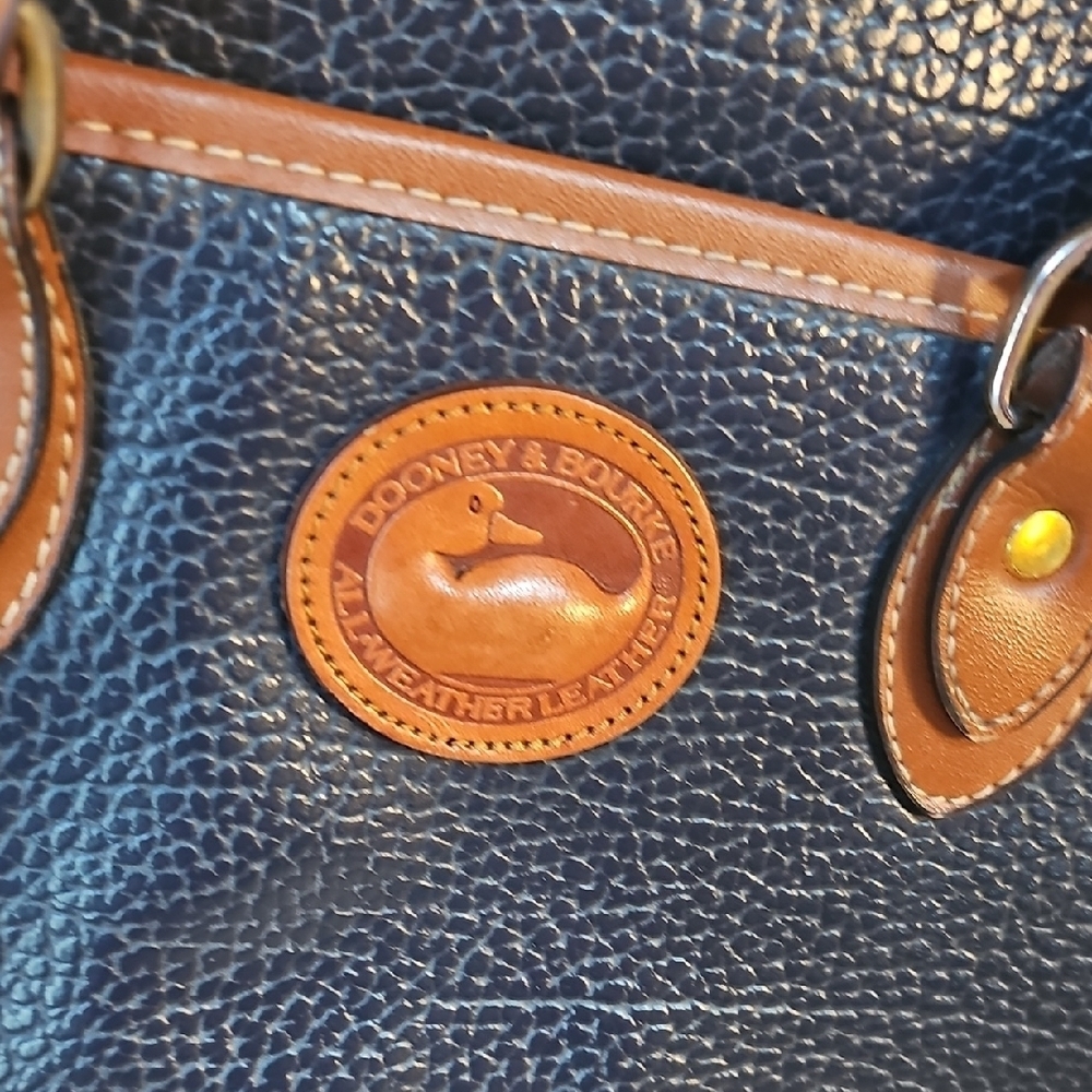 Vintage Dooney & Bourke Navy and Brown Pebbled Leather Satchel Handbag - Picture 3 of 9